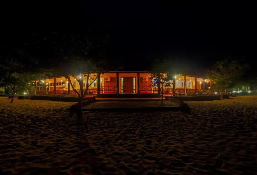ホテル Ngonga Beach Resort