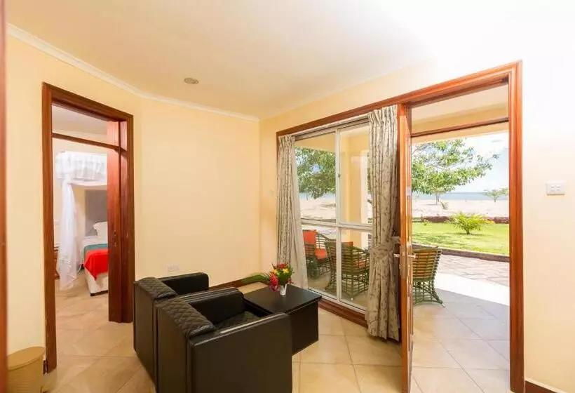 ホテル Ngonga Beach Resort