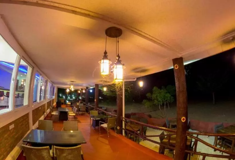 ホテル Ngonga Beach Resort