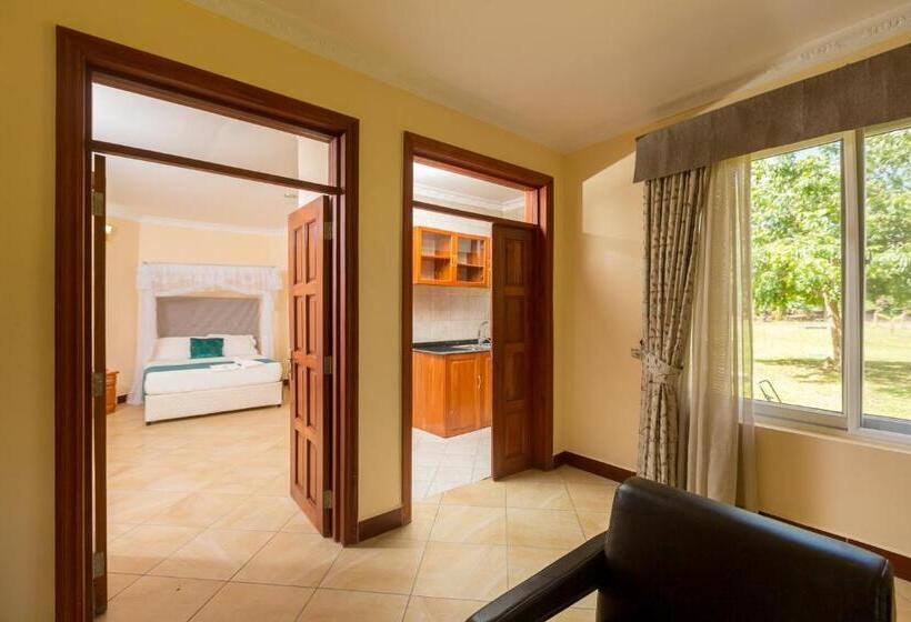 호텔 Ngonga Beach Resort