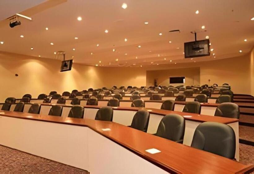 בית מלון כפרי Ontario Gateway