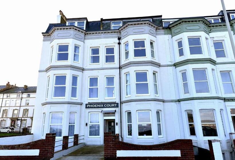 Отель Phoenix Court