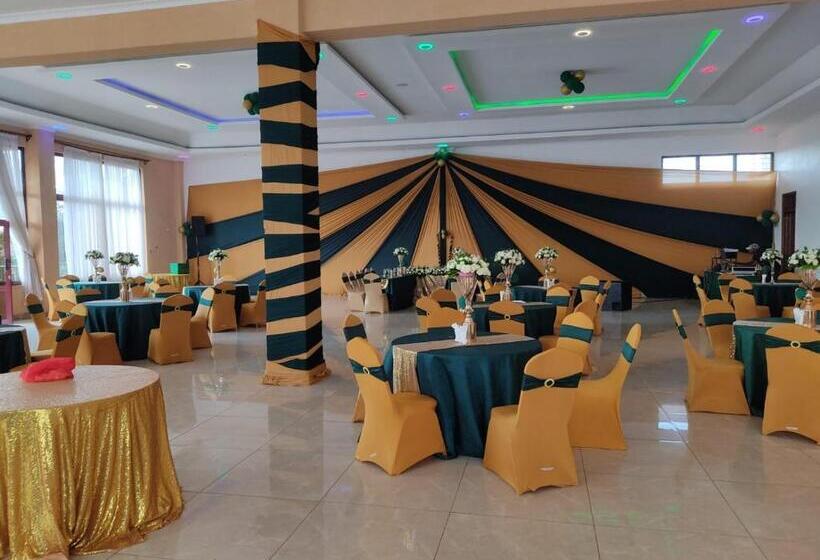 酒店 Sunstar Resort Thika