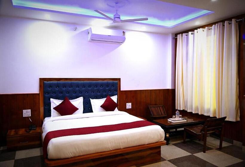 Hotel Suvidha