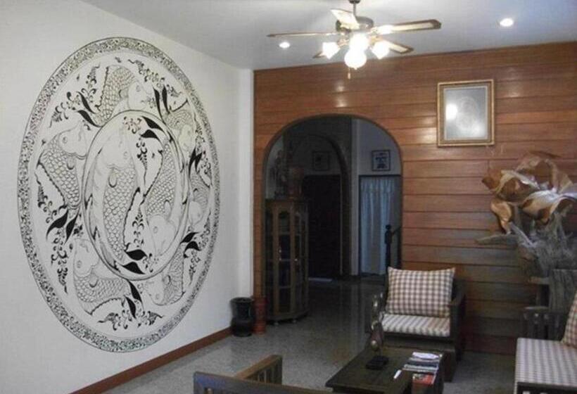 Otel Wake Up At Muang Kao Boutique