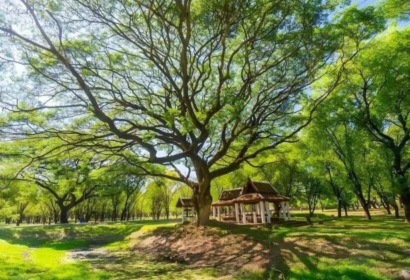 Hotelli Wake Up At Muang Kao Boutique