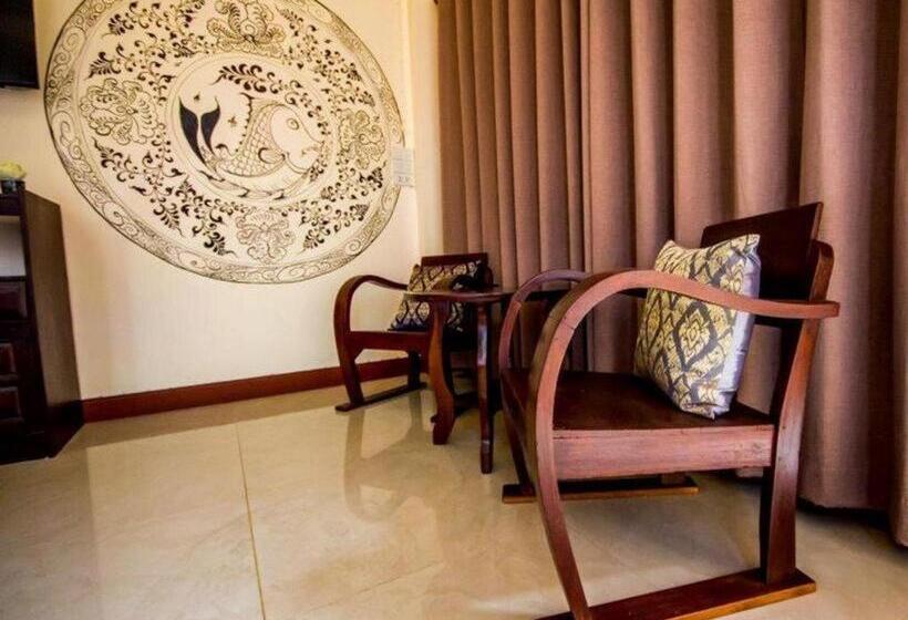 Otel Wake Up At Muang Kao Boutique