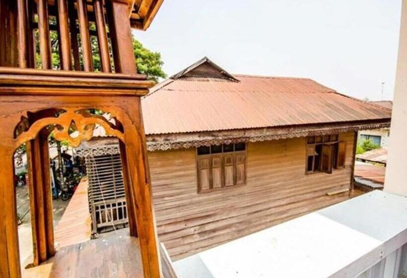 Otel Wake Up At Muang Kao Boutique