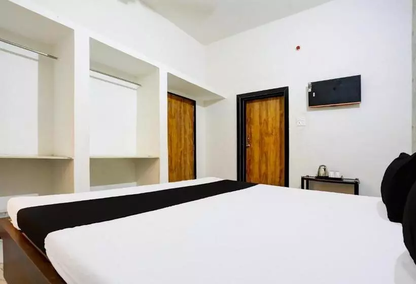 Hotelli O Tulsi Palace