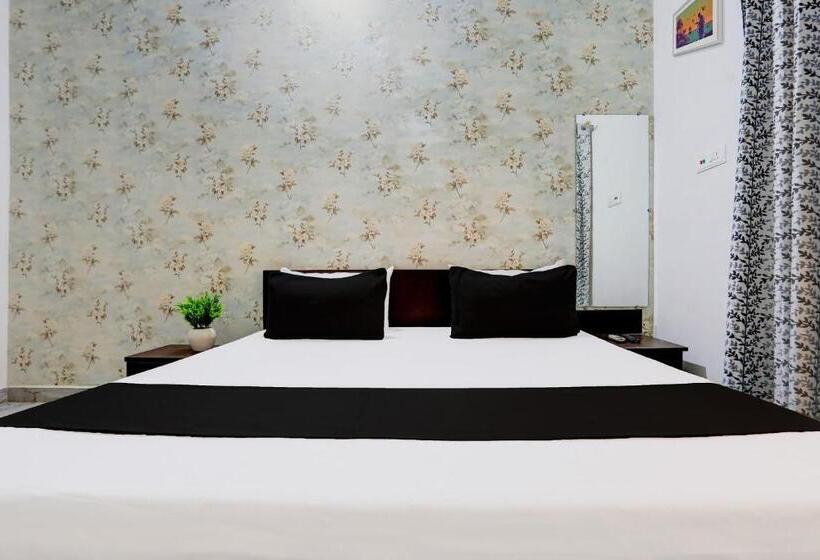 فندق O Tulsi Palace