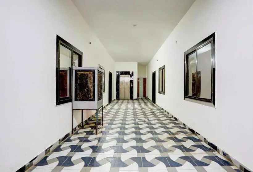 Hotelli O Tulsi Palace