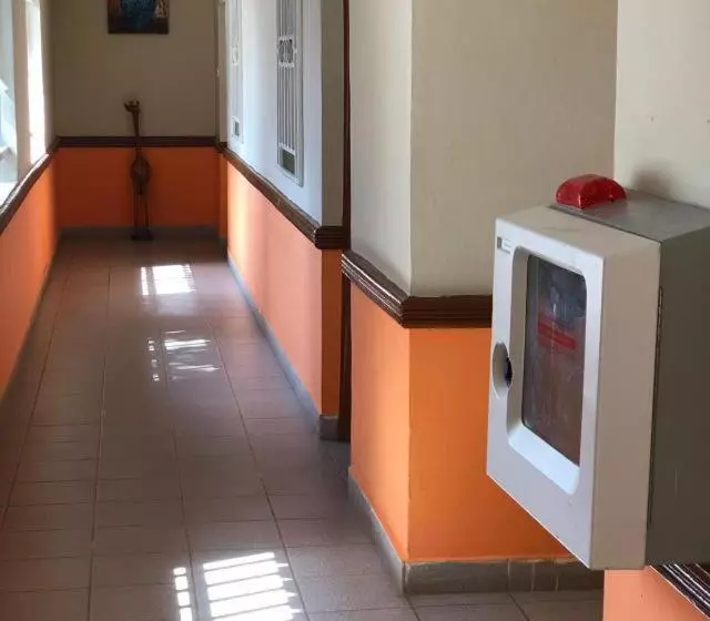پانسیون Lucia Guest House Lungi