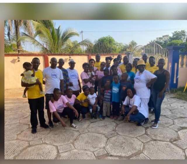 膳宿费 Lucia Guest House Lungi