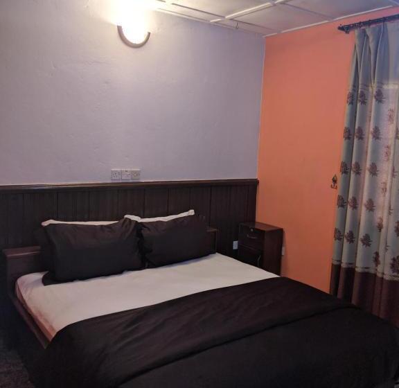 膳宿费 Lucia Guest House Lungi