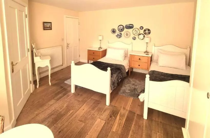 ペンション Oak Tree Rooms Ltd