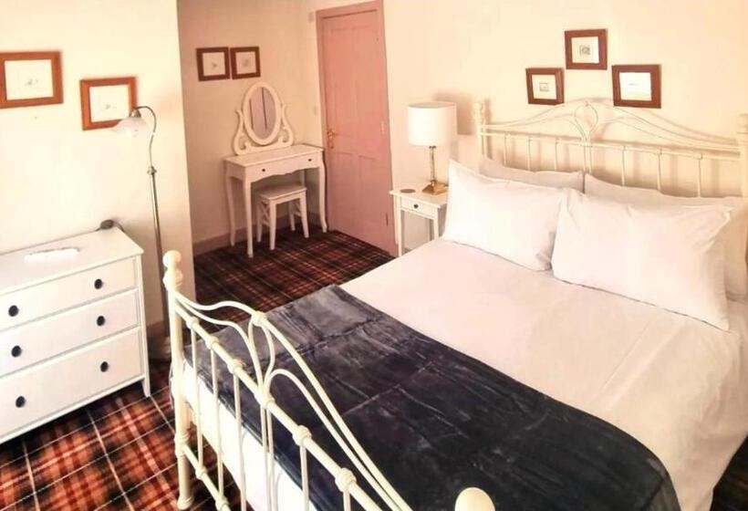 펜션 Oak Tree Rooms Ltd