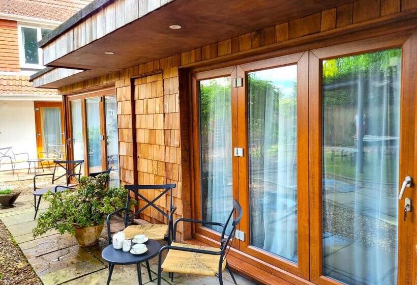 펜션 Oak Tree Rooms Ltd