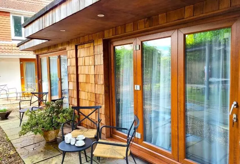 ペンション Oak Tree Rooms Ltd