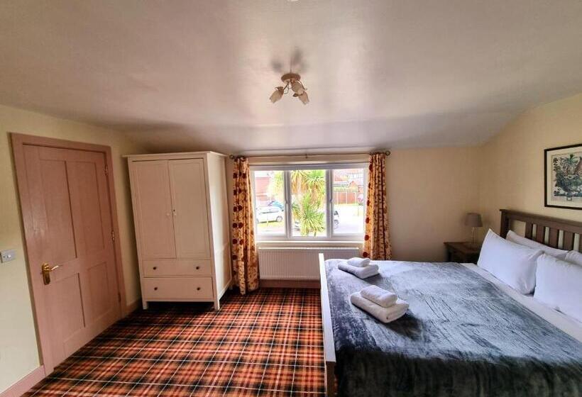 펜션 Oak Tree Rooms Ltd