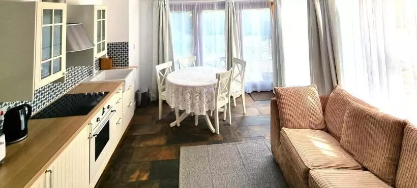 ペンション Oak Tree Rooms Ltd