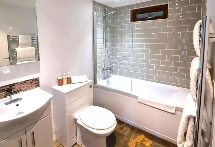 ペンション Oak Tree Rooms Ltd