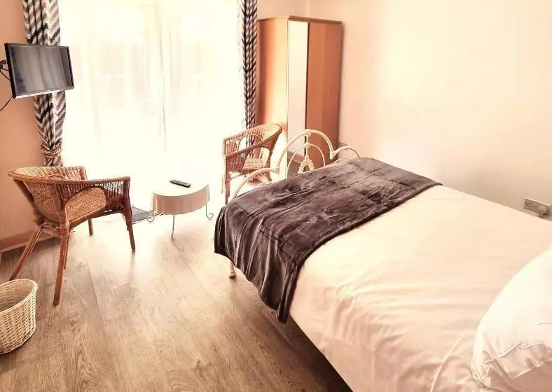 ペンション Oak Tree Rooms Ltd