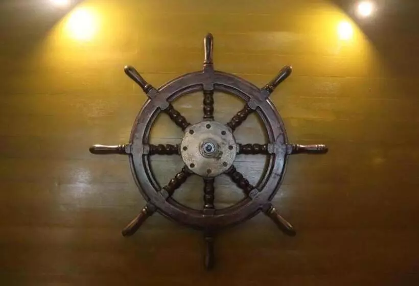 Primus Hotel And Resort