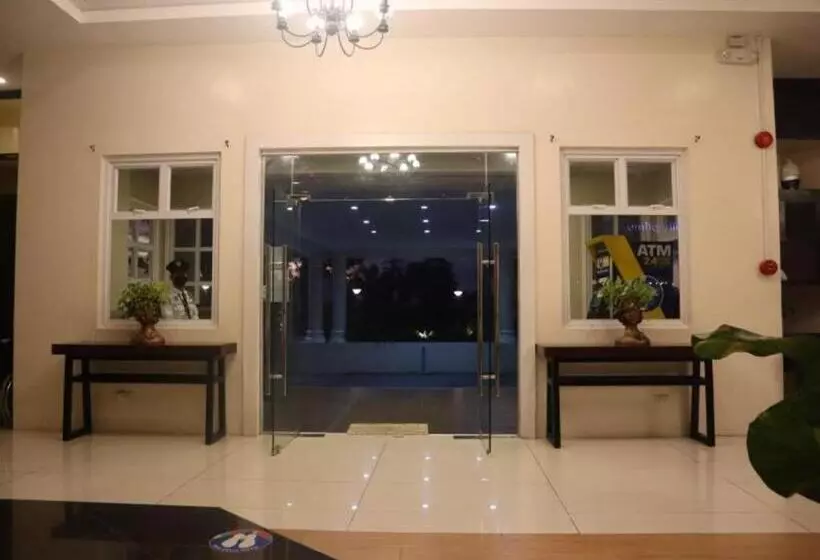 Primus Hotel And Resort