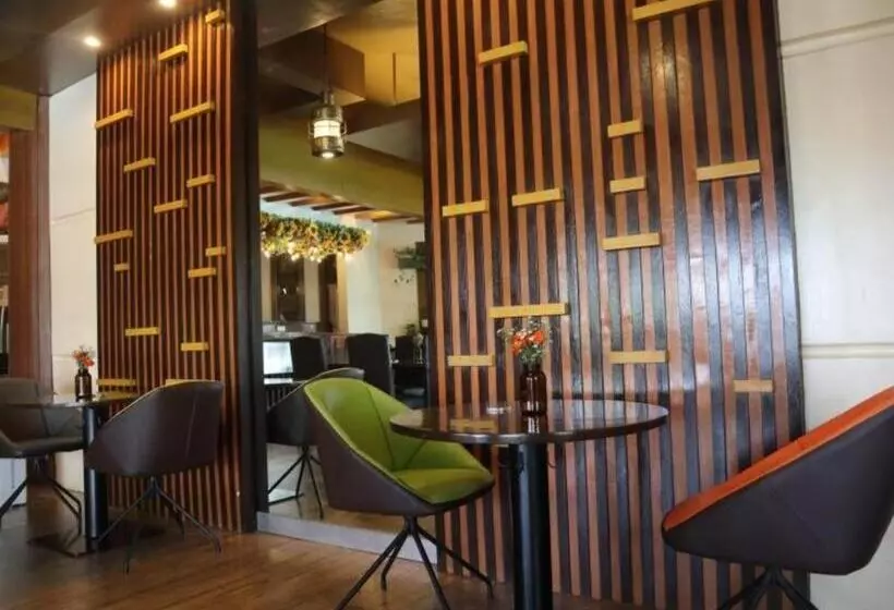 Primus Hotel And Resort