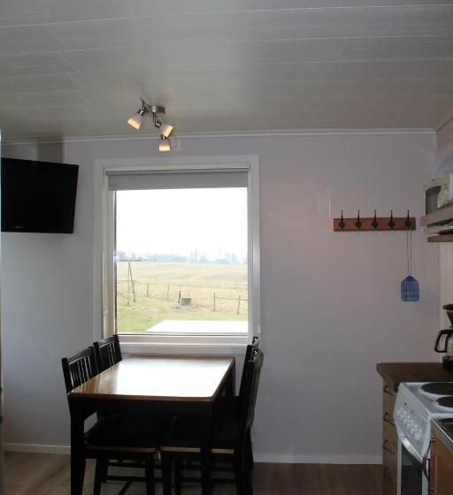 فندق صغير Fårgården åsebol Vandrahem