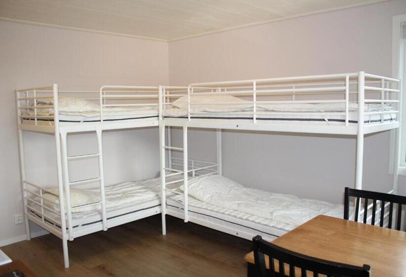 فندق صغير Fårgården åsebol Vandrahem