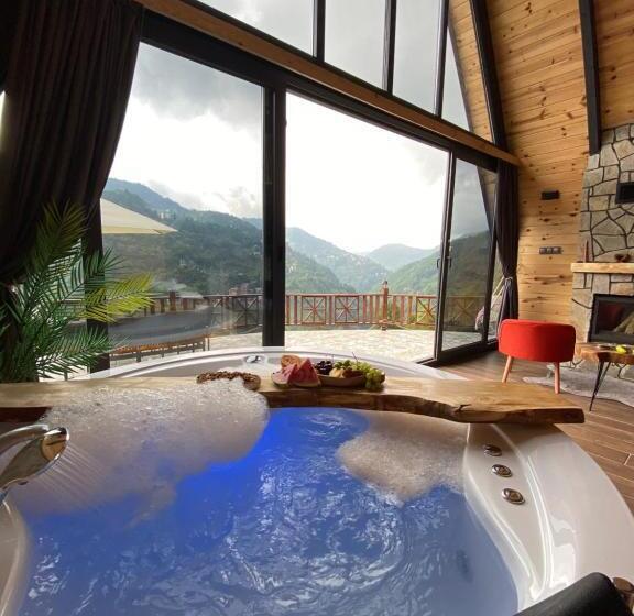 مبيت وإفطار Bukrasuitbungalow