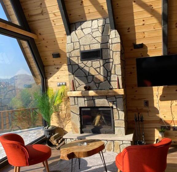 مبيت وإفطار Bukrasuitbungalow