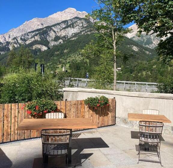 Nocleg ze śniadaniem Grande Cote Room And Breakfast