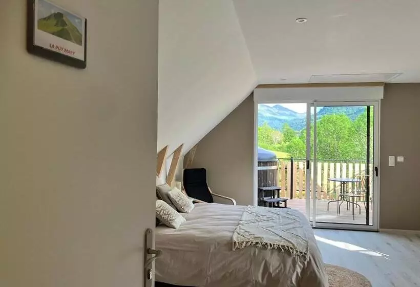 Aamiaismajoitus (B&B) La Puy Mary