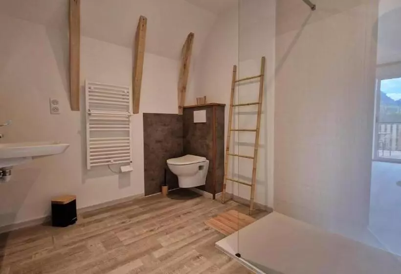 Aamiaismajoitus (B&B) La Puy Mary