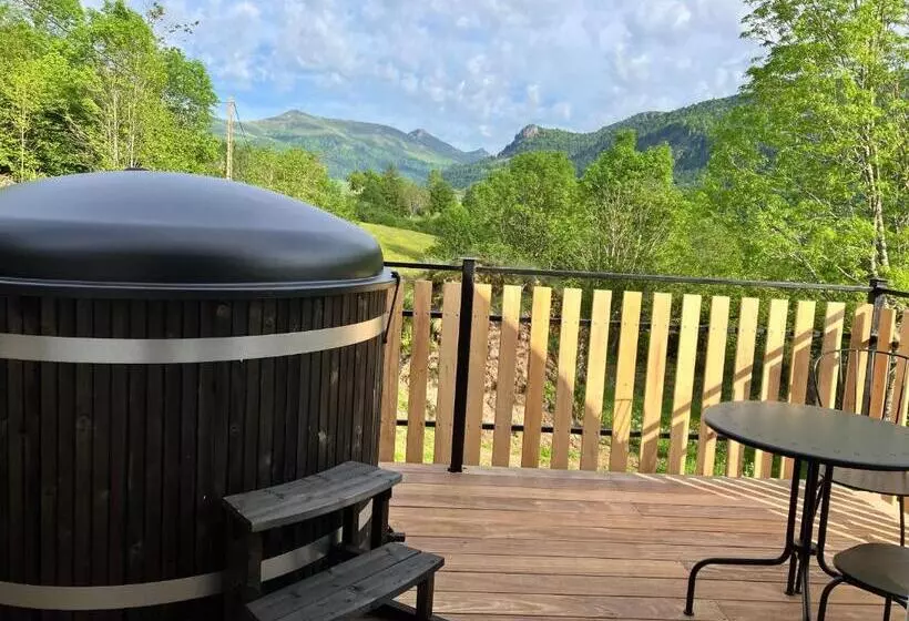 Aamiaismajoitus (B&B) La Puy Mary