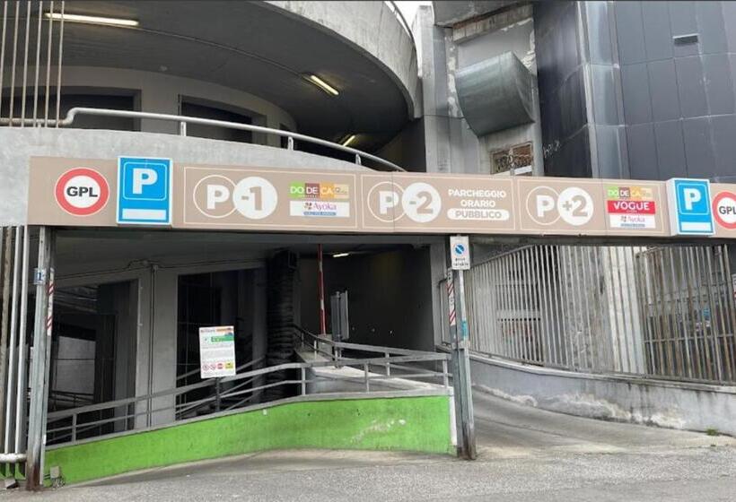 تختخواب و صبحانه Rooftop Parthenopeo Contemporary Rooms