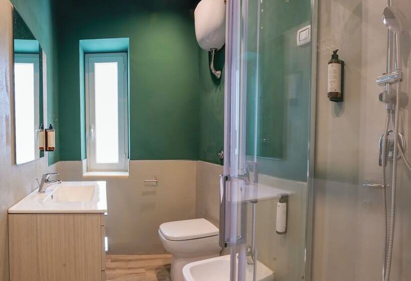 تختخواب و صبحانه Rooftop Parthenopeo Contemporary Rooms