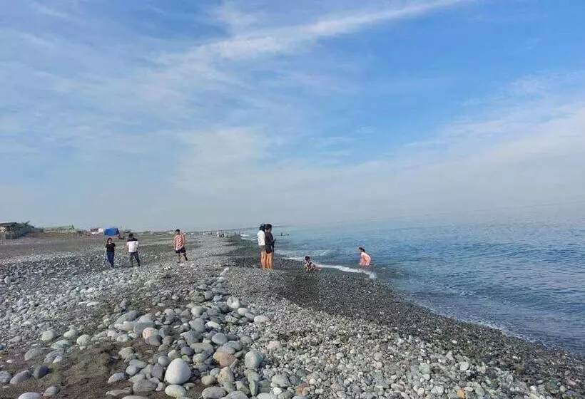 Aamiaismajoitus (B&B) Uncle Bob&tere Beachfront House