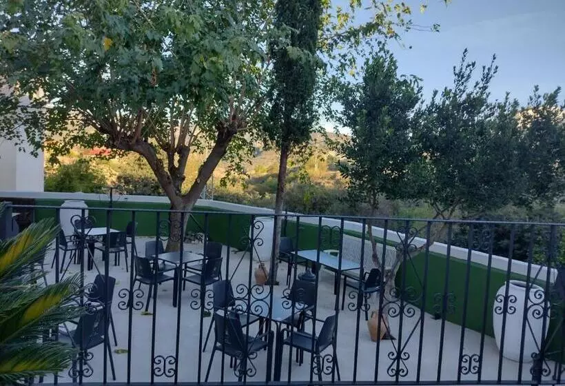 El Albergue De Jalance