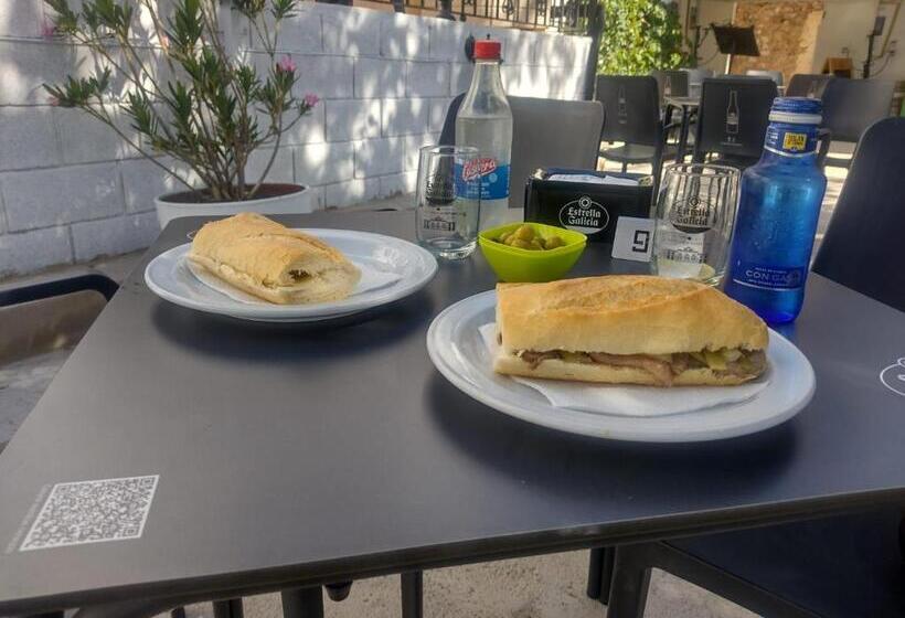 El Albergue De Jalance