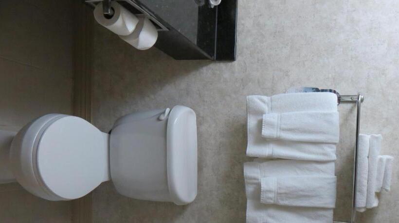 Holiday Inn Express Hotel & Suites Columbus