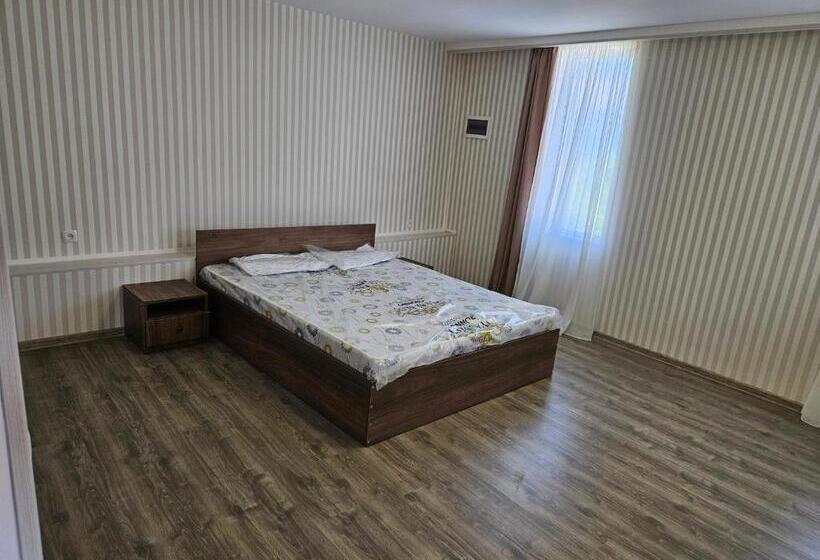 هتل хозяйства фермери