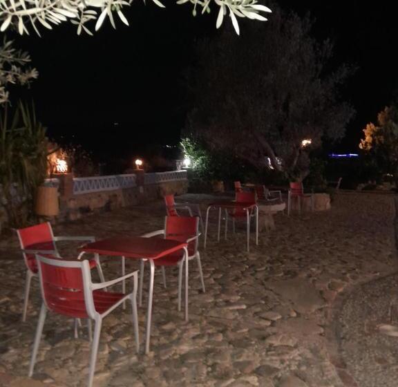 호텔 Auberge Wahabi