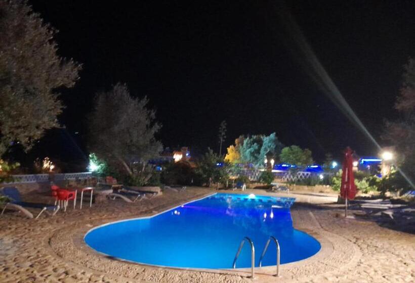 호텔 Auberge Wahabi