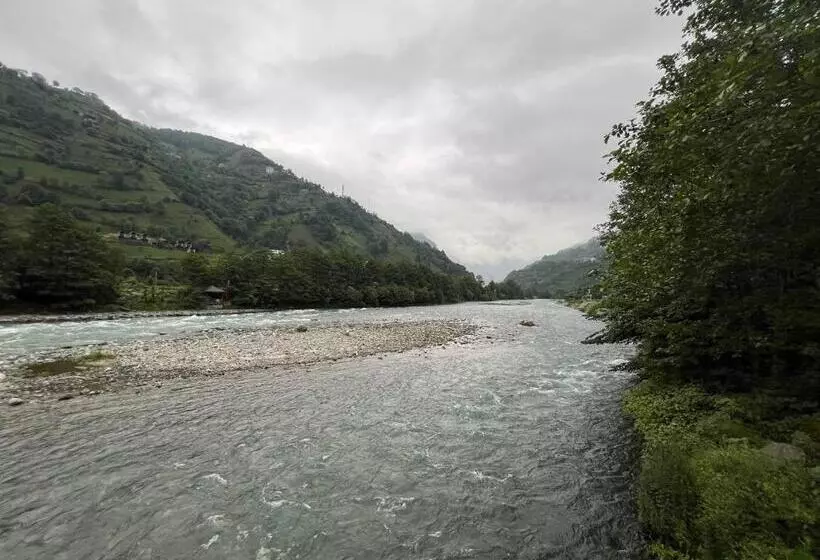 Hotelli Ayder Vip River