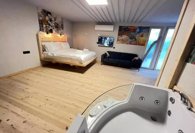 Hotelli Ayder Vip River