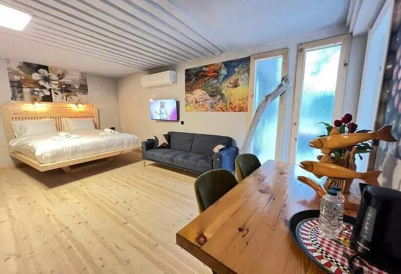 Hotelli Ayder Vip River