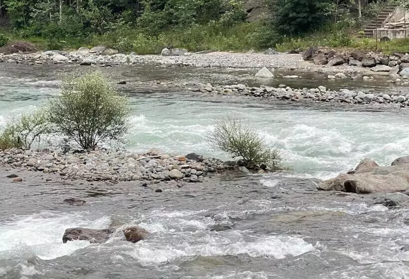 Hotelli Ayder Vip River